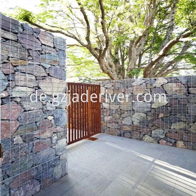 Slate courtyard decoration